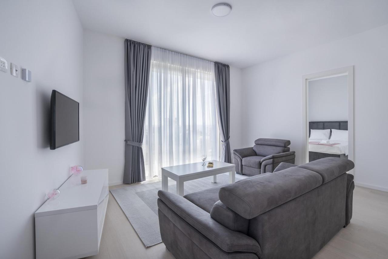 Montesun Apartments Becici Boreti Eksteriør billede