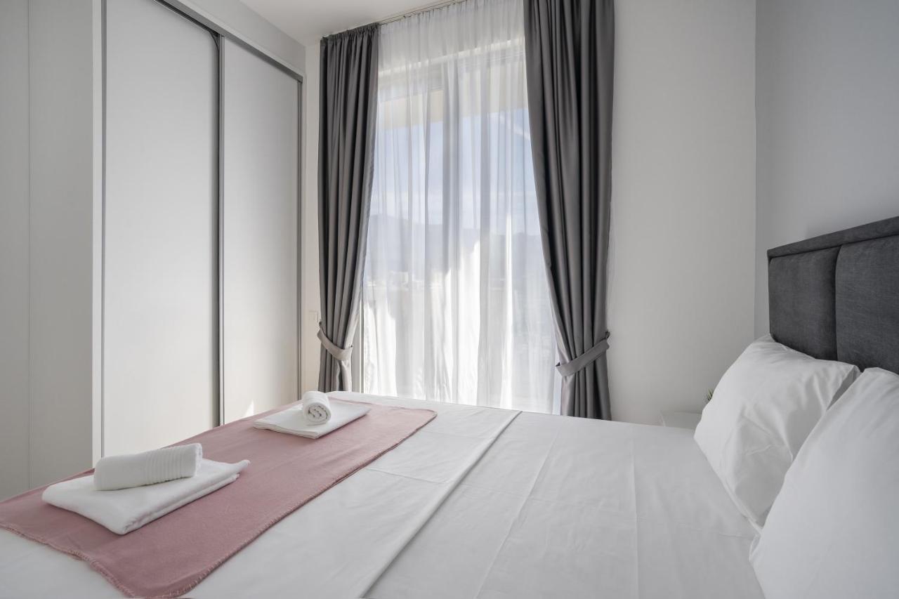 Montesun Apartments Becici Boreti Eksteriør billede