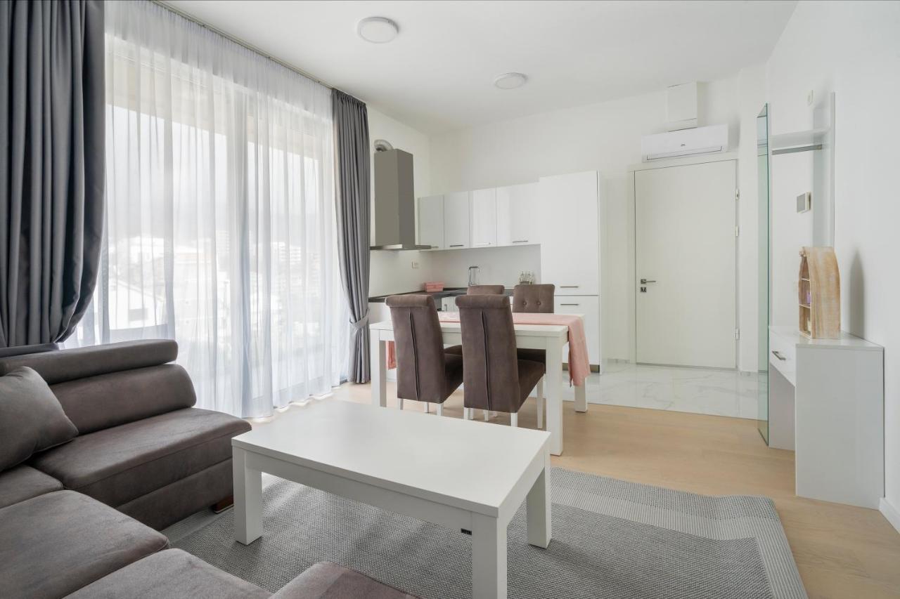 Montesun Apartments Becici Boreti Eksteriør billede